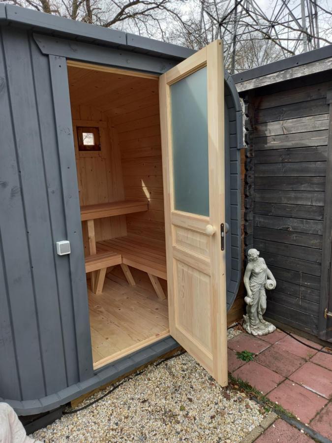 Chalet Onder De Iep